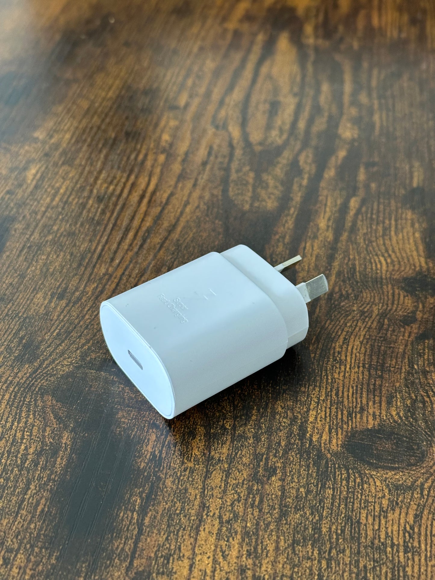 20W Fast Charging Wall Plug – USB-C Port
